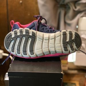 Reebok non-metallic safety toe